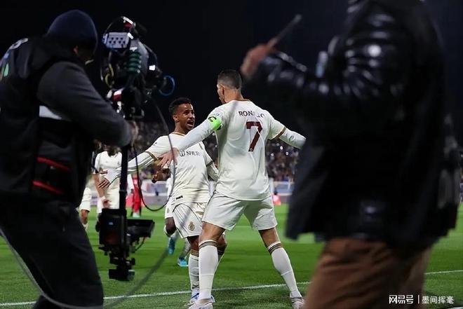 关于赛地聚焦：法甲集结日热度飙升，葡萄牙体育更衣室发声，赛场秩序良好，赛季目标并未改变的信息-赛事投注